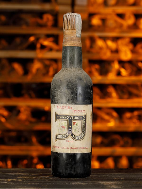 Madeira Izidro Vinho Velho Seco